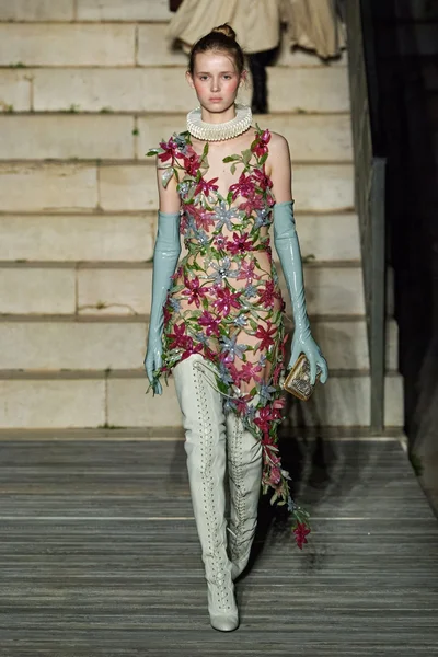 Look 61